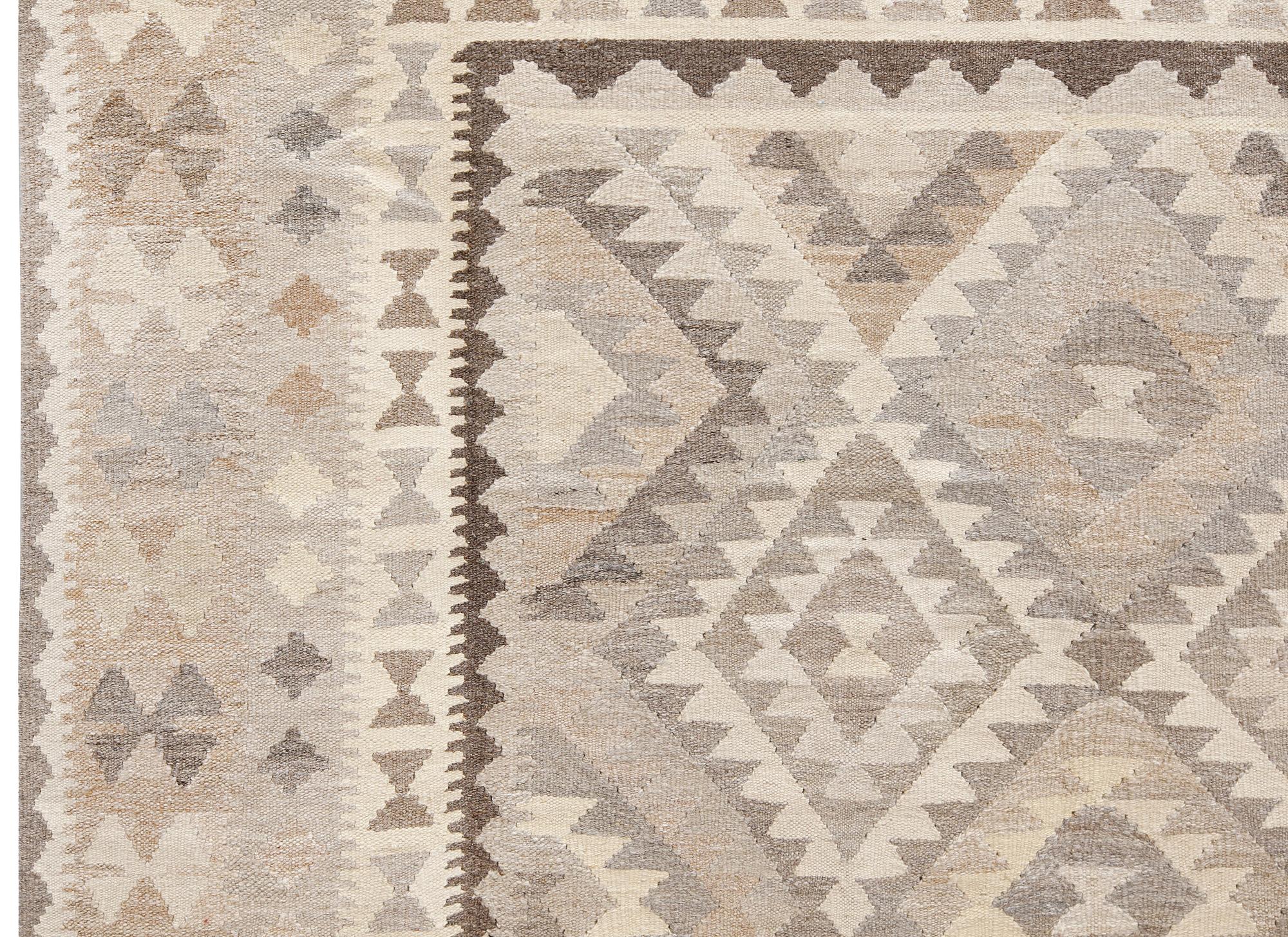 Matta, Kelim, ca 291 x 190 cm.