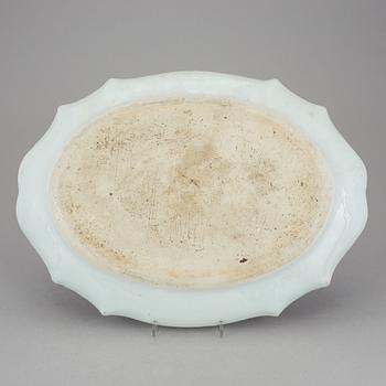 STEKFAT, porslin, Kina, Jiaqing (1796-1820).