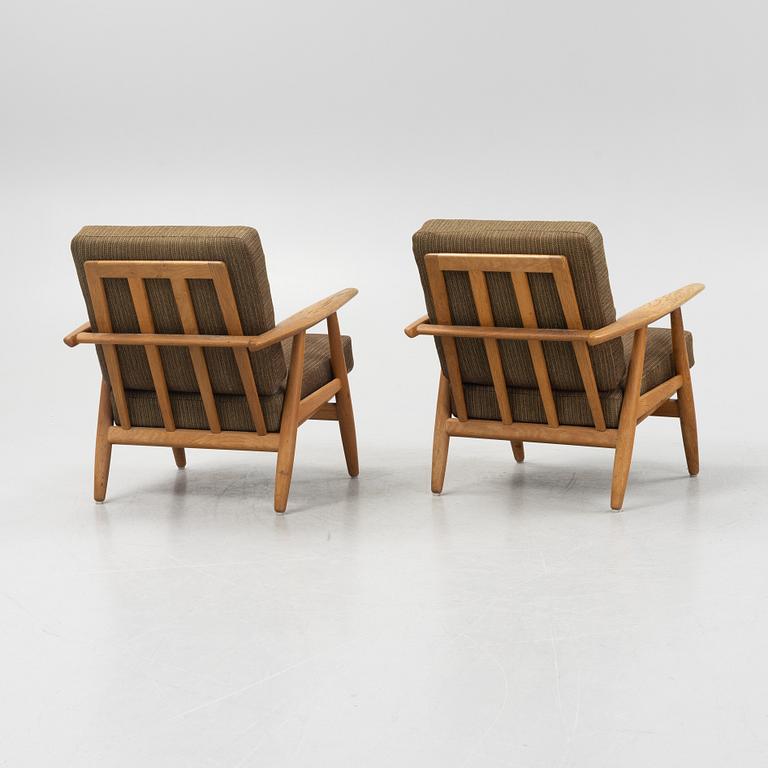 Hans J. Wegner, a pair of "GE 240/The Cigar Chair, Getama, Gedsted, Danmark, 1950's/60's.