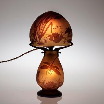 An Emile Gallé Art Nouveau cameo glass table lamp, Nancy, France.