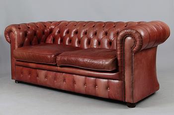 SOFFA, Chesterfieldmodell, England, 1900-talets andra hälft.