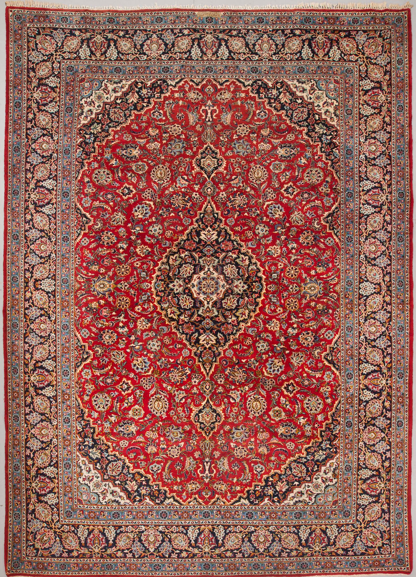 MATTA, semiantik, keshan, signerad, ca 395 X 282 cm.