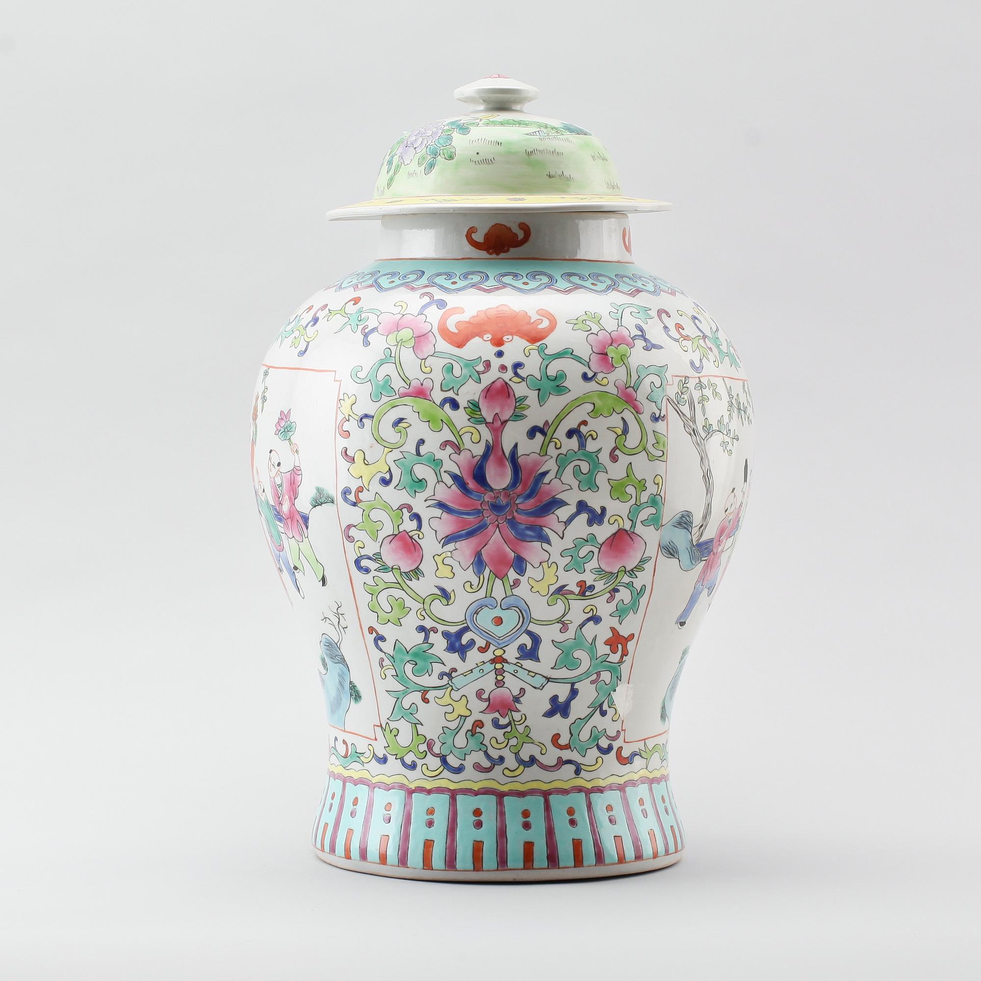 LOCKURNA, porslin, Kina, 1900-/2000-tal.