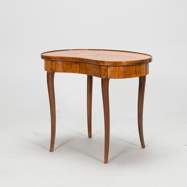 Side table, France first half of the 20th century.