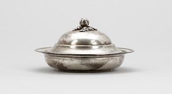 SKÅL MED LOCK, silver, Tyskland, tidigt 1900-tal. Ca 250 gr.