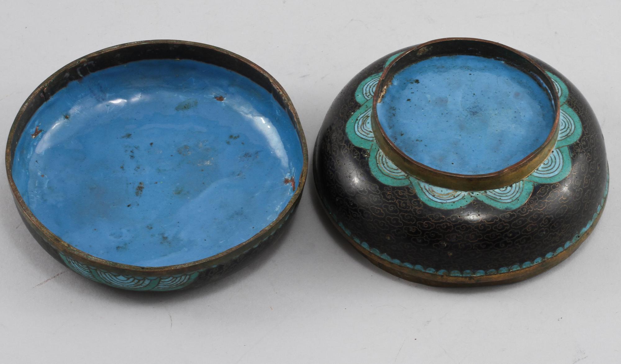ASK med LOCK, cloisonné, orientalisk, 1900-tal.