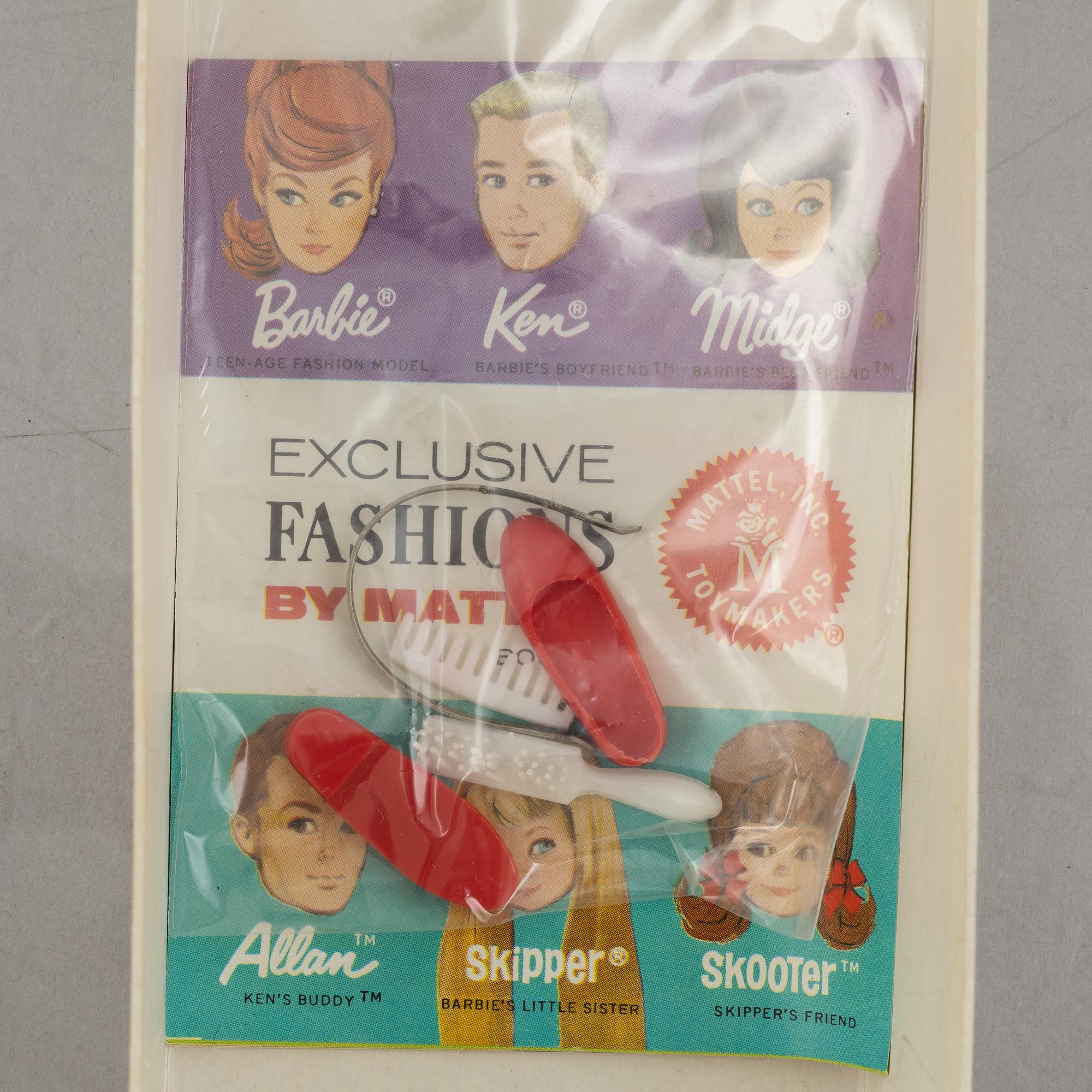 Barbie dolls, 5 pcs, including "Barbie Swirl Ponytail Blonde" & "Skipper Red Hair", Mattel, 1960s.