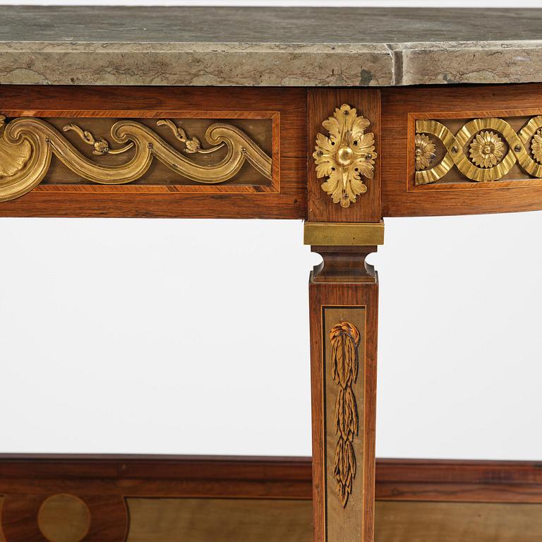 Konsolbord, utfört i Georg Haupts art, omkring år 1900, Gustaviansk stil.