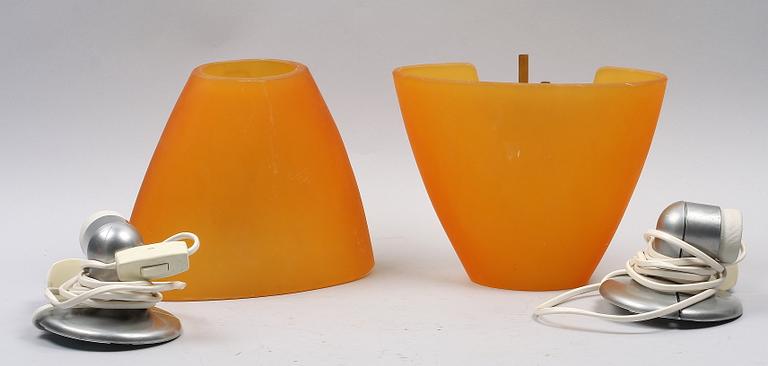 VÄGGARMATURER, ett par. "Sally", Arteluce, Italien.