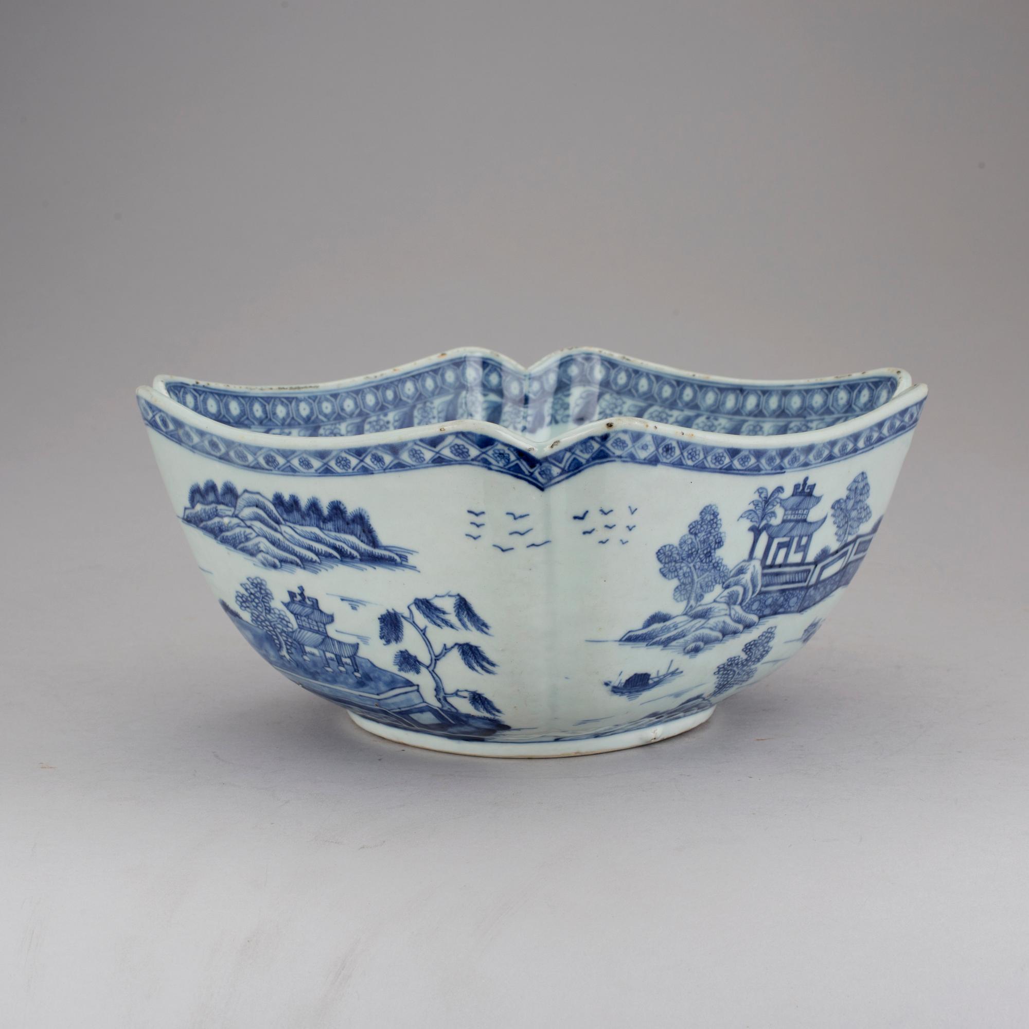SKÅL, kompaniporslin. Qingdynastin, Qianlong (1736-95).