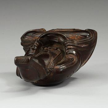 A seated figure of Guanyin, late Ming-/early Qing dynasty.