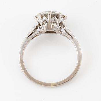 A ring, W.A. Bolin, 18K white gold with a round brilliant-cut diamond ca 3.50 ct.