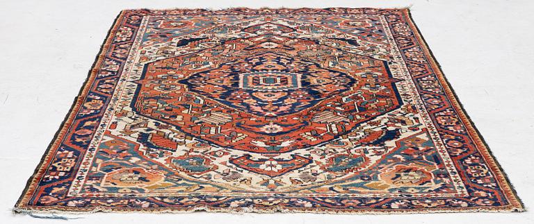 Carpet, semi-antique Chahamahal  Bakhtiari, approx. 220 x 155 cm.