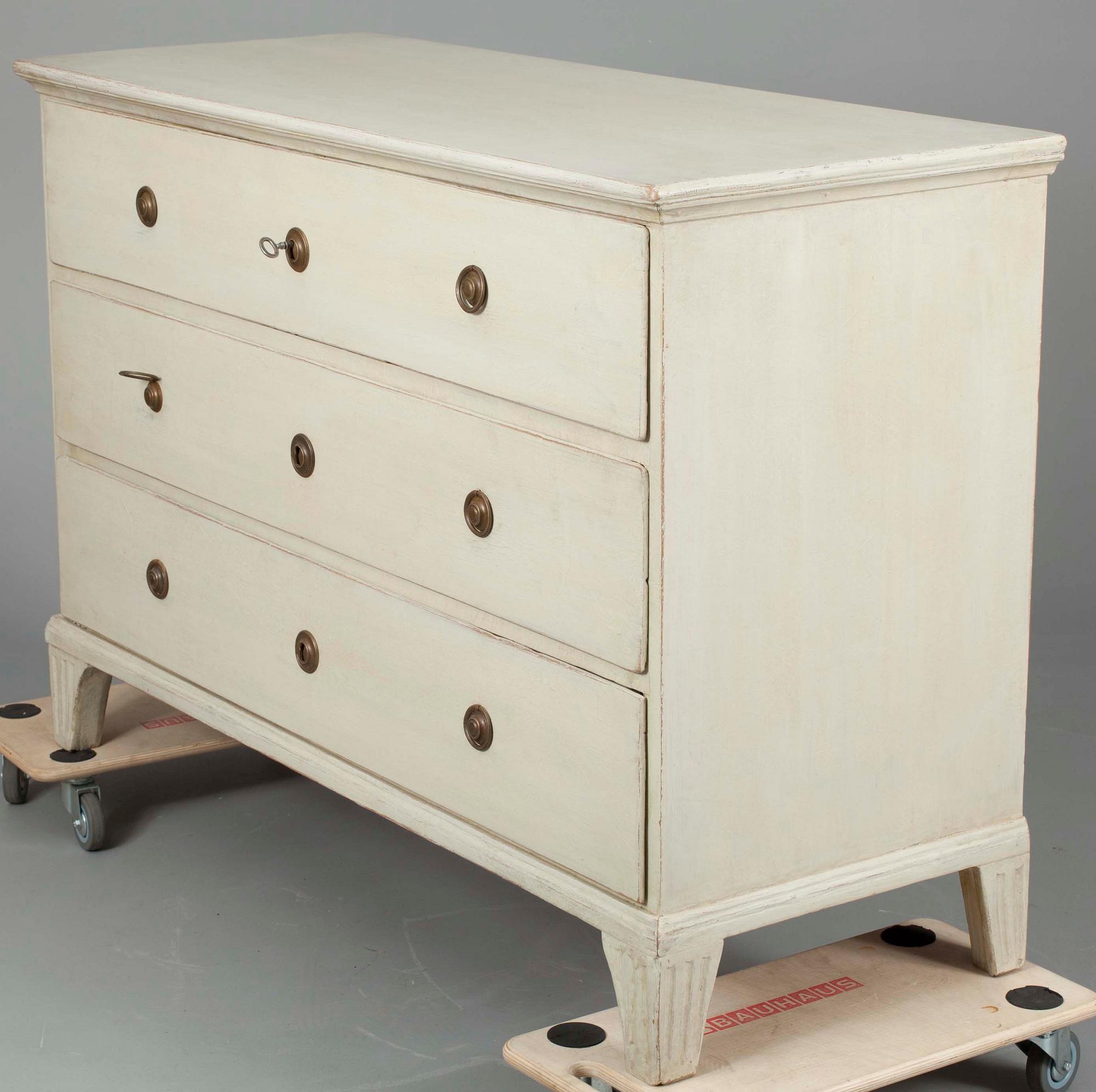 BYRÅ, gustaviansk, 1800-talets början.