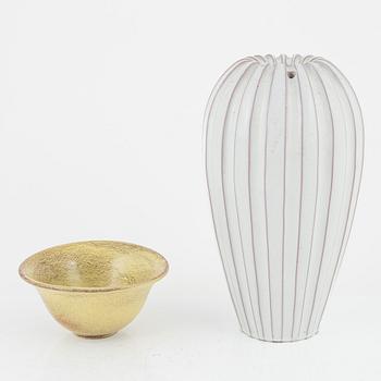 Vicke Lindstrand, a vase and a bowl, Upsala-Ekeby.