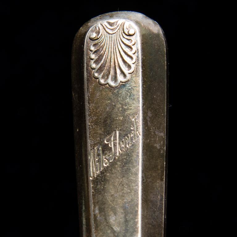 BESTICK, 62 delar, silver, "Mussla", Kultakeskus, Tavastehus, 1950-tal. Totalvikt utan knivar 1378,6 g.