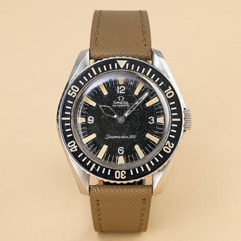 1055. Omega, Seamaster 300, ca 1967.