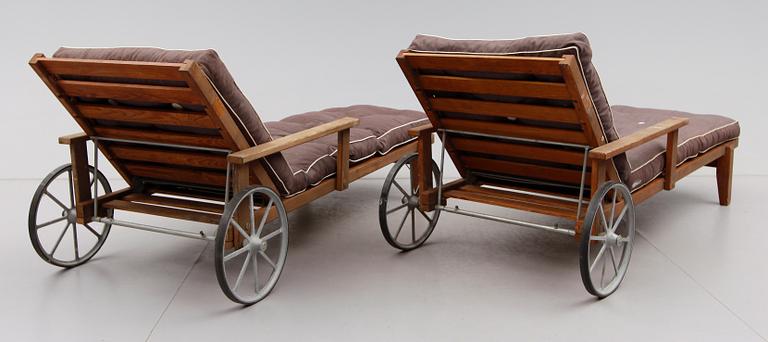 DÄCKSTOLAR, 2 st, Elsa Stackelberg, Fri Form, 1900-talets andra hälft.