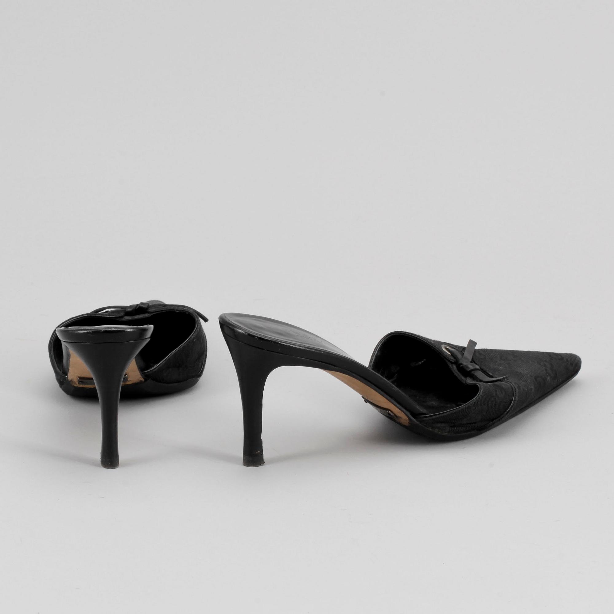 VÄSKA samt SKOR, 3 delar, Gucci.