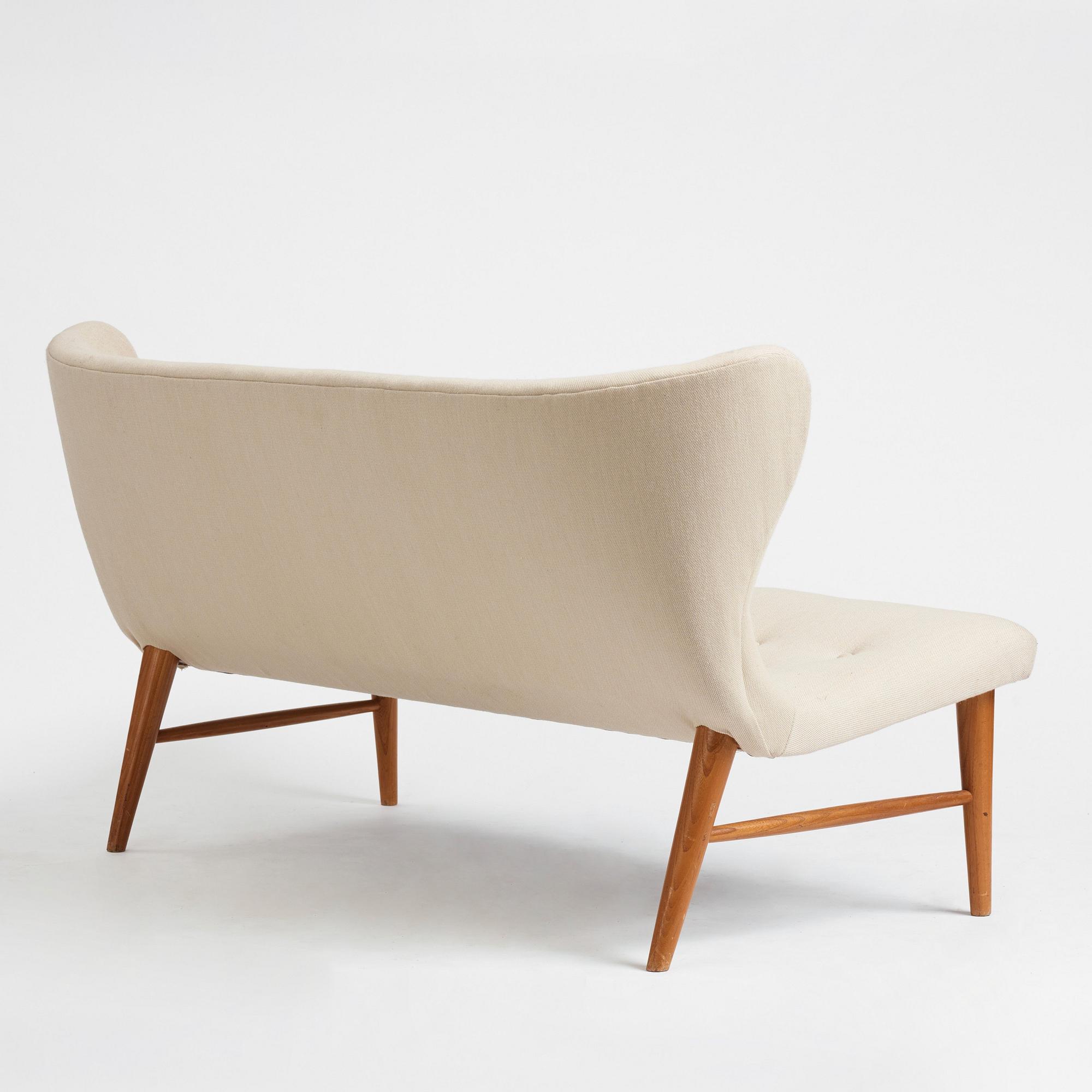 Erik Bertil Karlén, a Swedish Modern sofa for Firma Rumsinteriör, Stockholm 1940's.