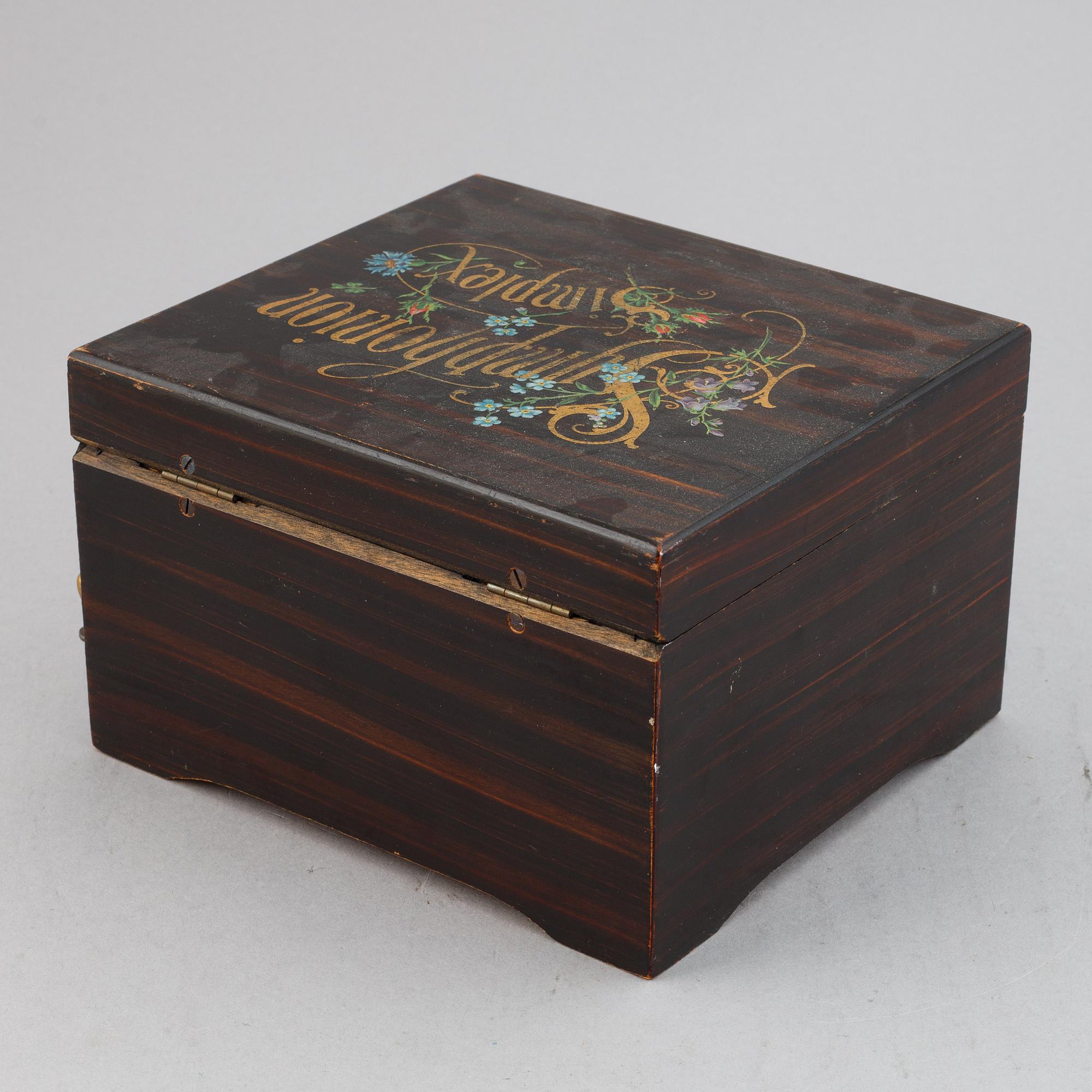 A German music box, Symphonion Simplex. Late 19th century.