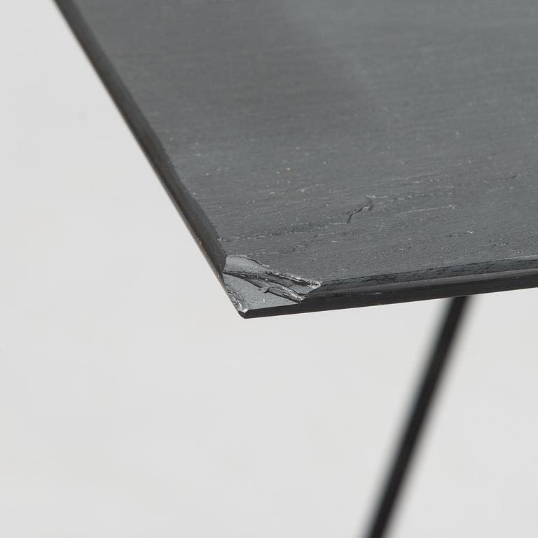 Lella och Massimo Vignelli, bord, "Paperclip", Knoll 1994.