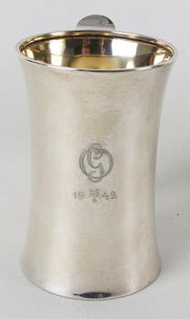 SEJDLAR/VASER, med hänkel, 2 st. Silver.