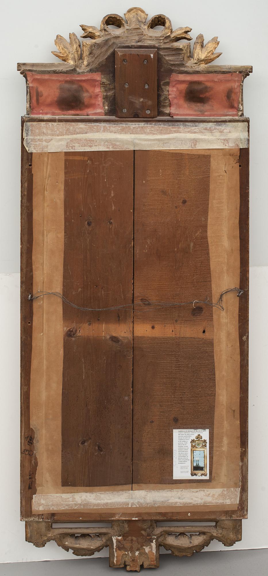 SPEGEL, gustaviansk, signerad CG Fyrwald samt Stockholms hallstämpel 1780.