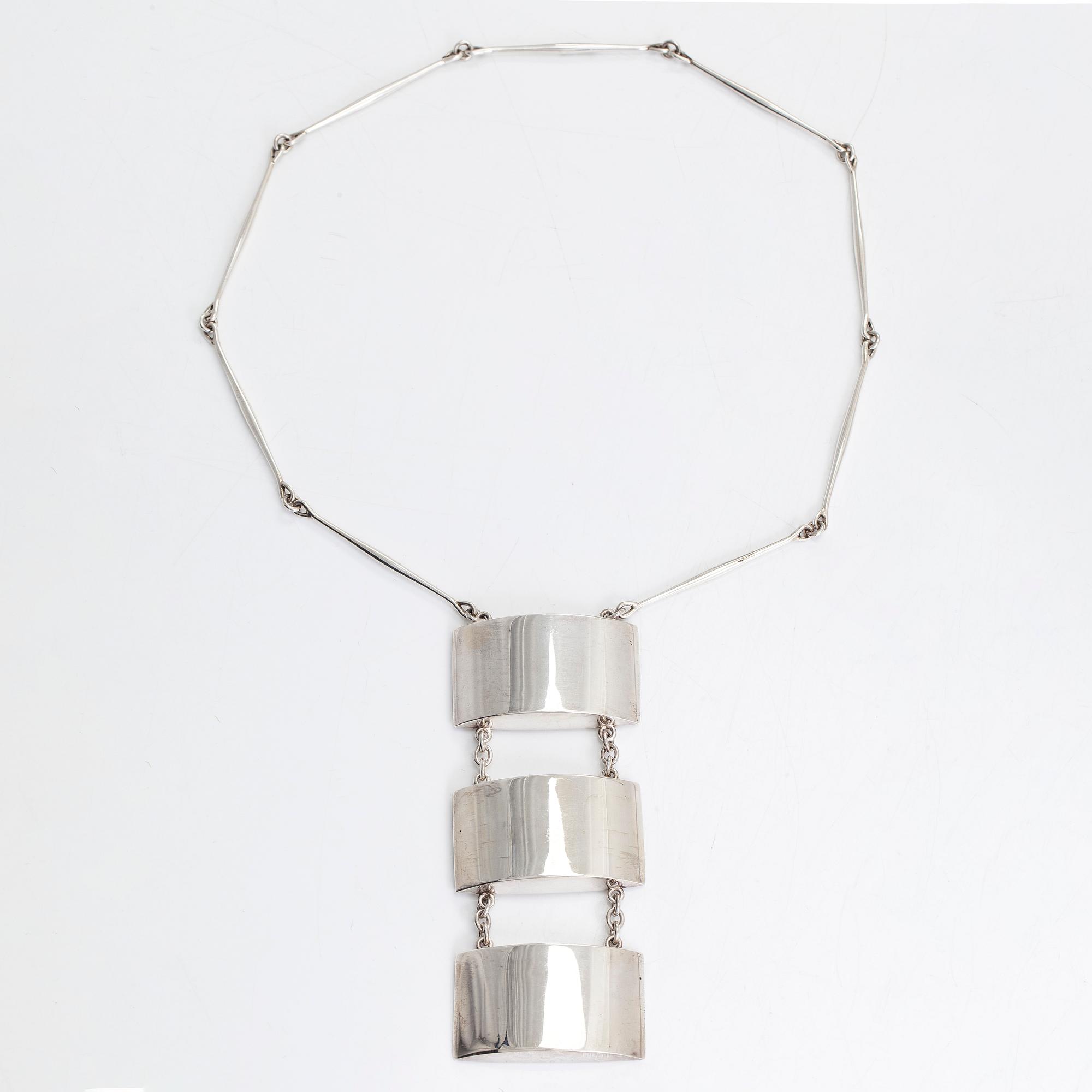 Georg Jensen, halsband, sterlingsilver, modellnr 127, design Astrid Fog.