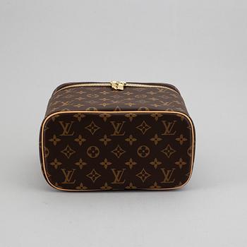 LOUIS VUITTON, a monogram canvas 'Nice BB' vanity case, 2017.