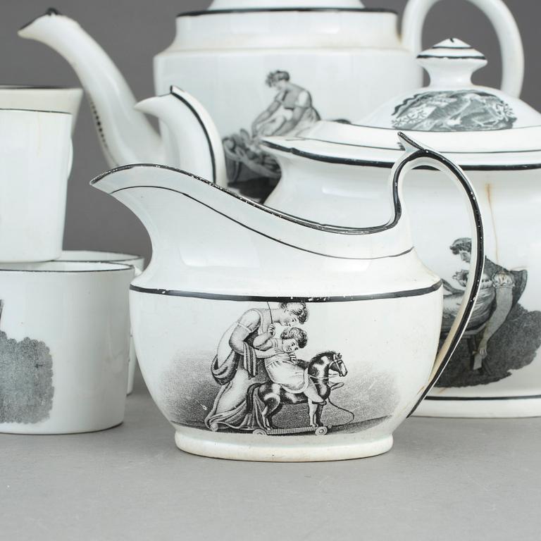 KAFFE- OCH TESERVIS, 15 delar, porslin. Empire.