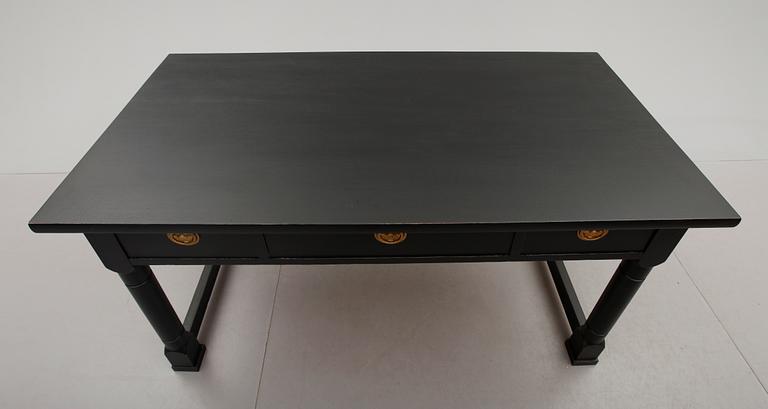 SKRIVBORD, 1900-talets första hälft.