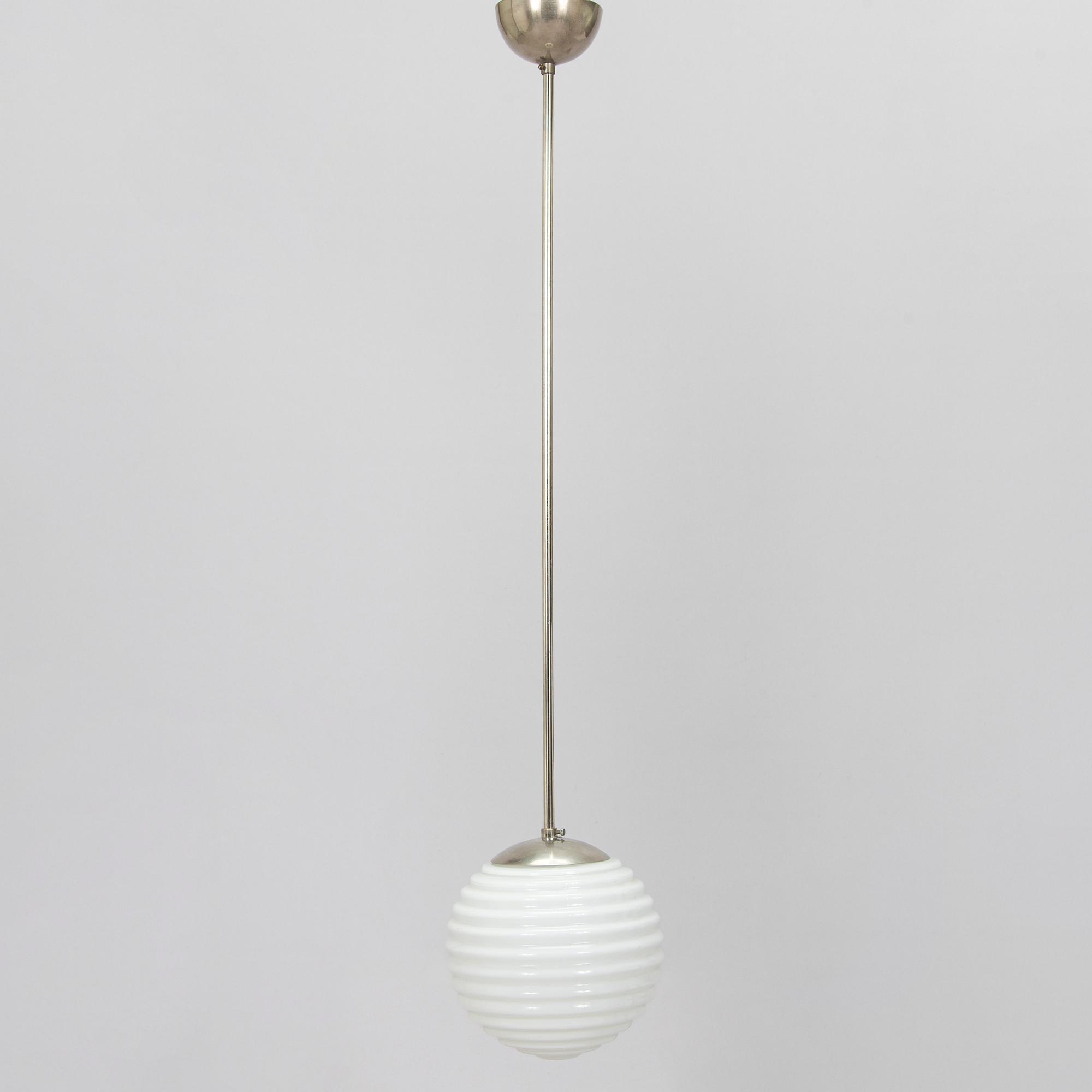 Taklampa, modell 50162, Idman, 1900-talets mitt.