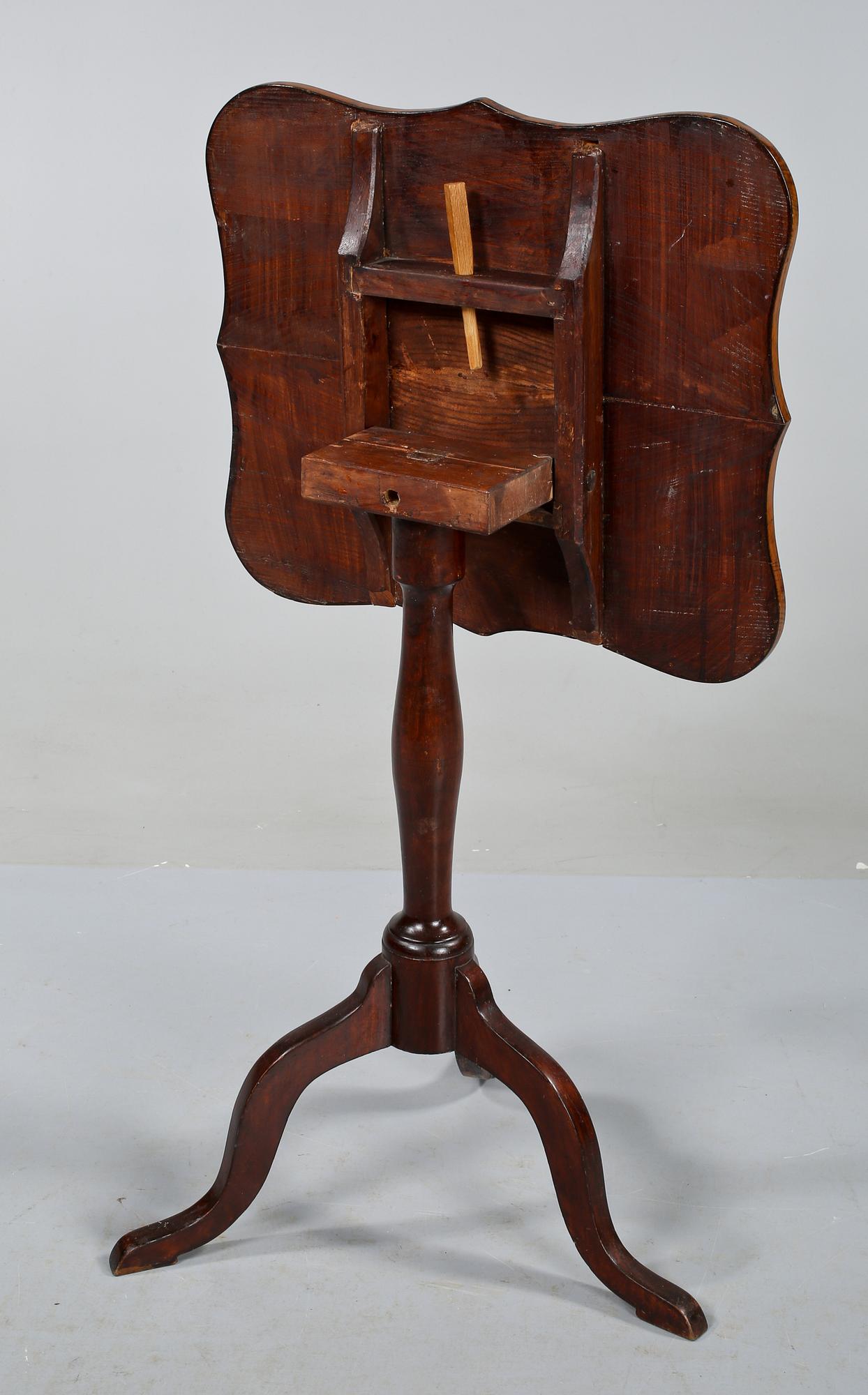 FÄLLBORD, 1800-tal.