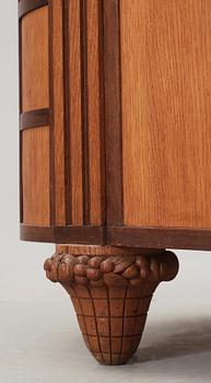 A Maurice Dufrene dining room suite, Paris, France 1925.