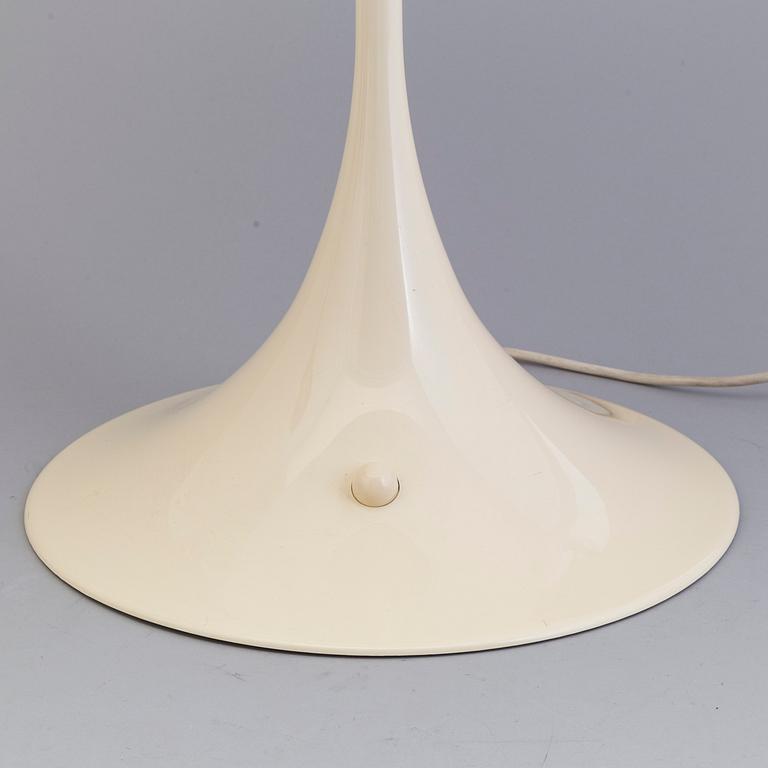 A "PANTELLA" TABLE LAMP DESIGNED BY VERNER PANTON, Louis Poulsen.