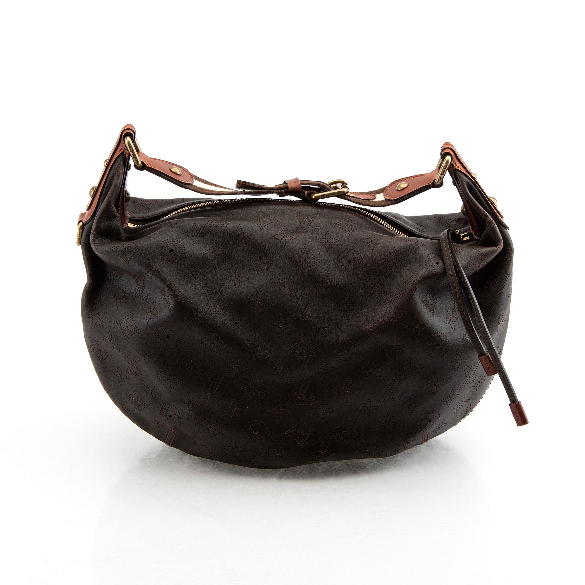 Louis Vuitton, Onatah GM  bag.