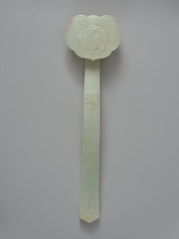 A nephrite ruyi scepter, early 20th Century.