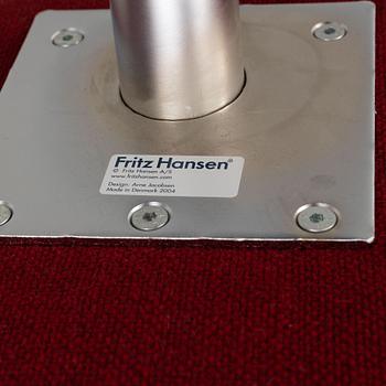 Arne Jacobsen, armchairs, a pair of "Swan", for Fritz Hansen, Denmark, 2004.