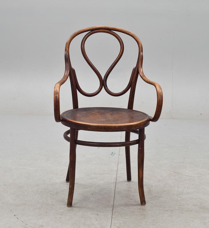 KARMSTOL. Thonet. 1900-talets första hälft.