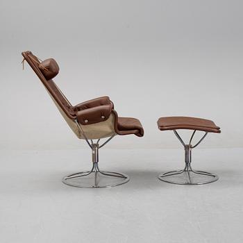 Bruno Mathsson, fåtölj, "Jetson", Dux, 2000-tal, samt fotpall, 'Jetson', Swedese, 2018.