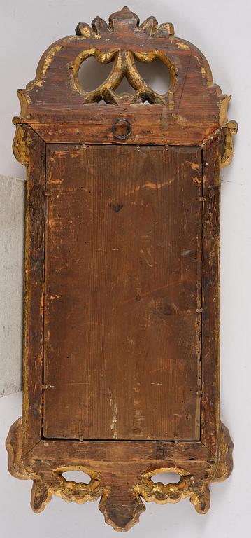 A pair of Gustavian giltwood mirrors by N. Falkengren (master in Jönköping 1776-1813).