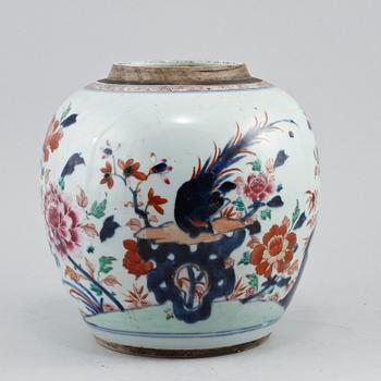 BOJAN, porslin, Kina, 1700-tal.
