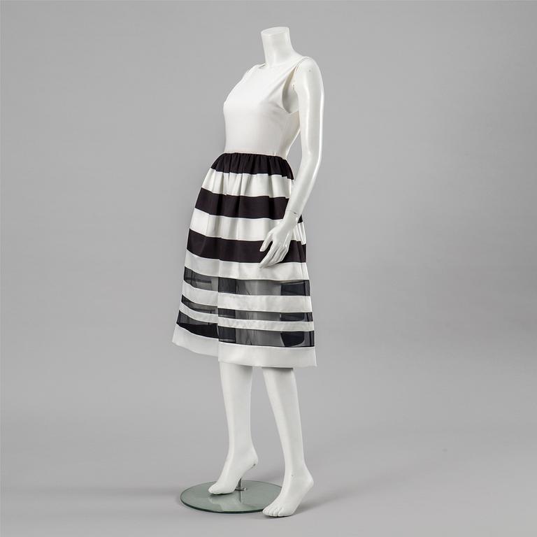 COCKTAIL DRESS, Alice + Olivia, size 4.