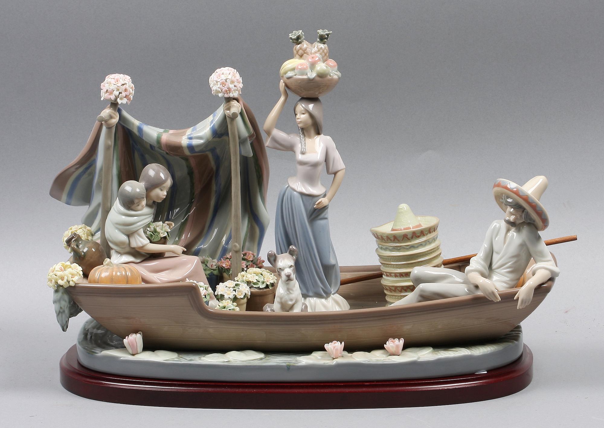 FIGURGRUPP, porslin, Lladro, märkt No: 351, tillverkningsår 1992.