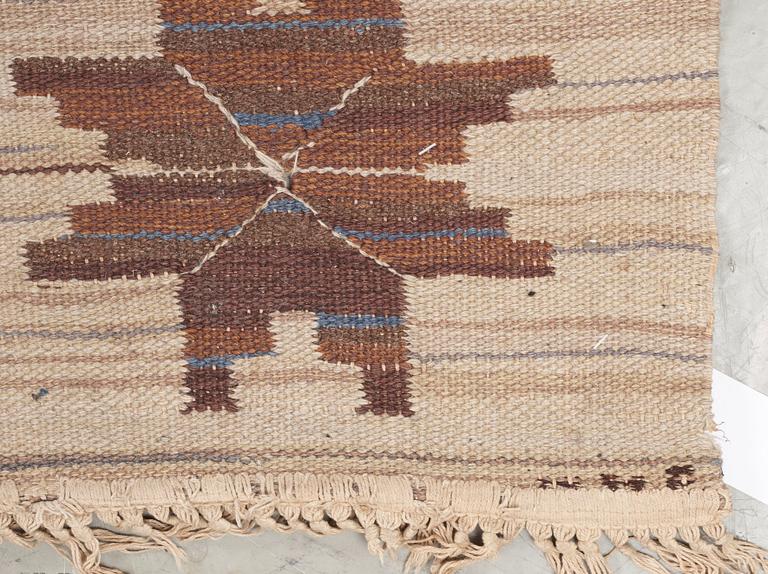 MATTA. "Höstmattan" - tidig variant. Rölakan. 303,5 x 200 cm. Signerad MMF.