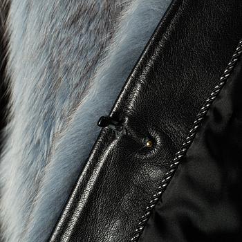 A fox jacket by Karl Lindblom, Stockholm, in size app 38.