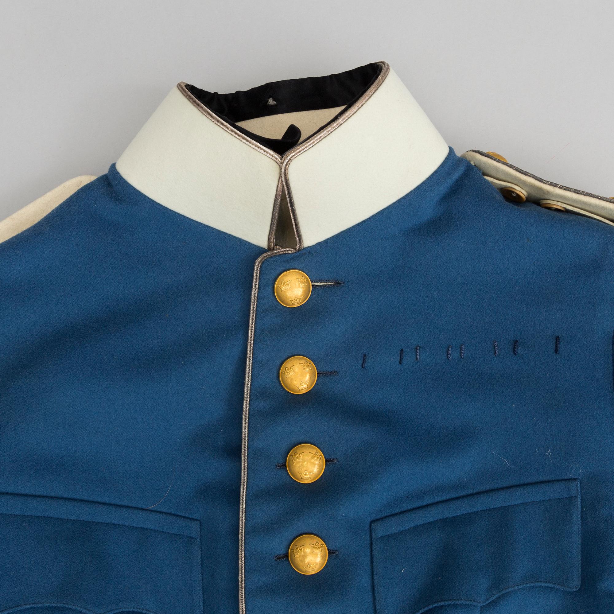 UNIFORM, svensk, m/1895 för officer vid Livregementets dragoner.