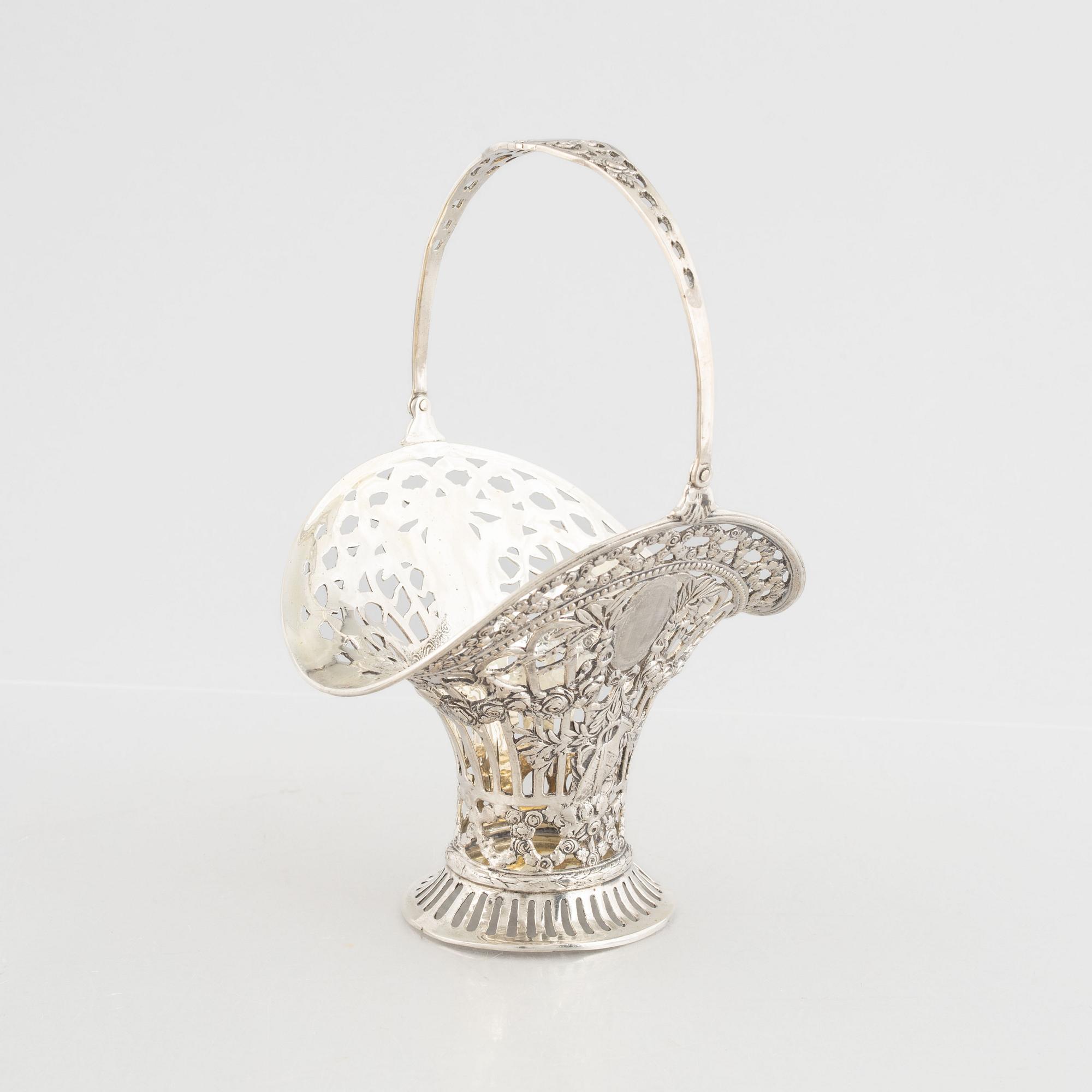 A Rococo style silver 800 sweet-meat basket, 20th Century.
