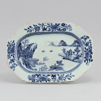 STEKFAT, porslin, Kina, 1700-tal.